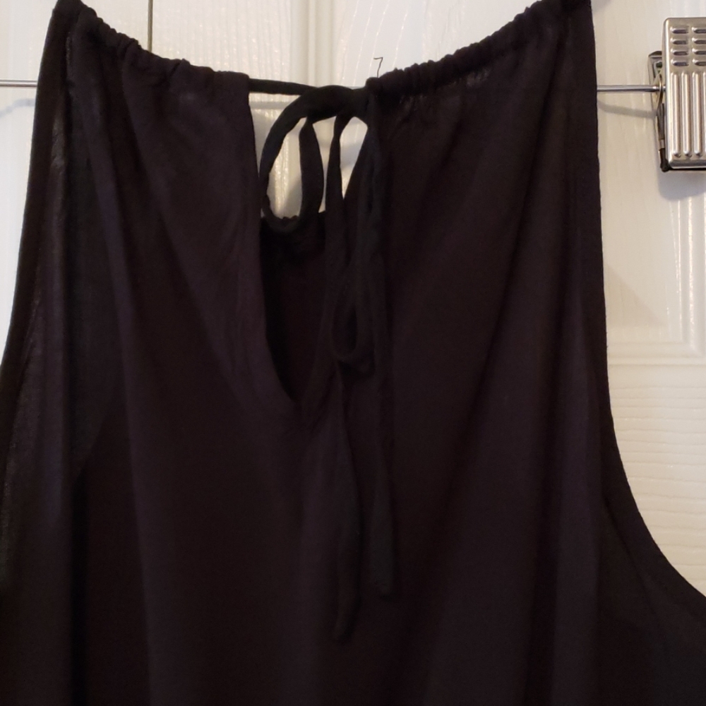 Romper - Picture 2 of 4